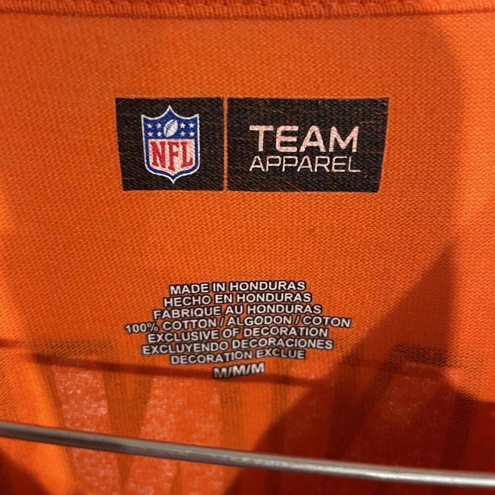 NFL Denver Broncos Peyton Manning T-Shirt Size Medium - Picture 2 of 3